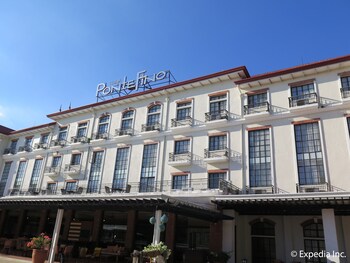 Pontefino Hotels,Batangas City>>Batangas,4 star