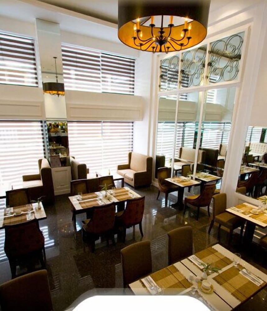 hotel st ellis