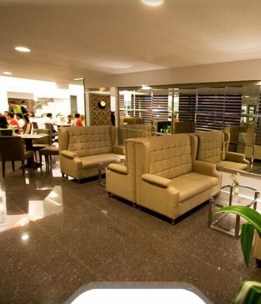 hotel st ellis