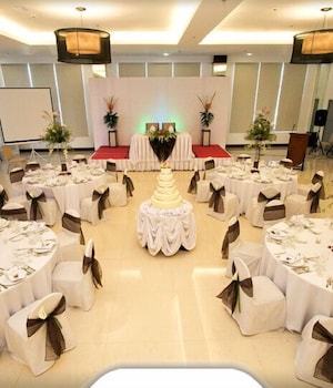 hotel st ellis