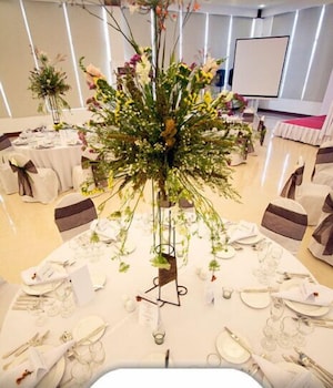 Hotel St Ellis,Bicol>>Albay,4 star