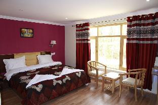 royal holiday leh