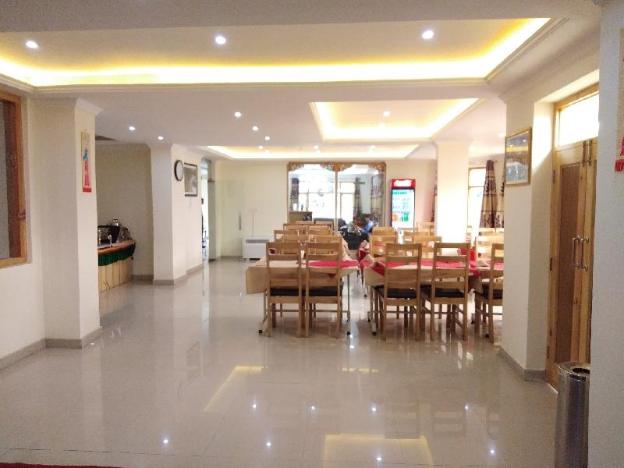 royal holiday leh