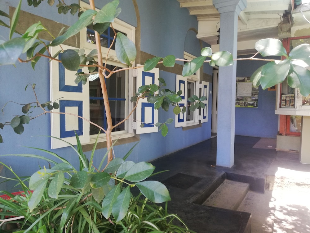 tea garden holiday inn