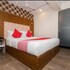 hotel qubestay airport