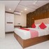 hotel qubestay airport