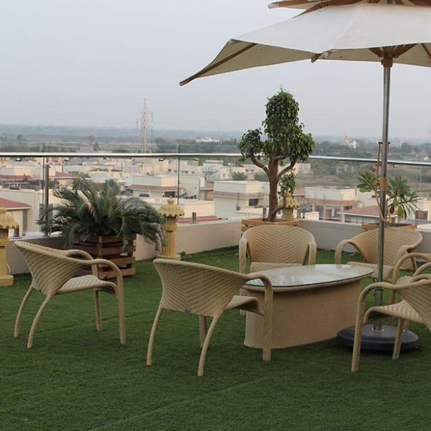 7 seasons resort and spa