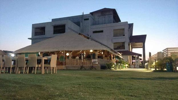 7 seasons resort and spa