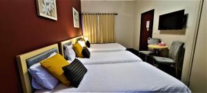 brunswick tower hotel