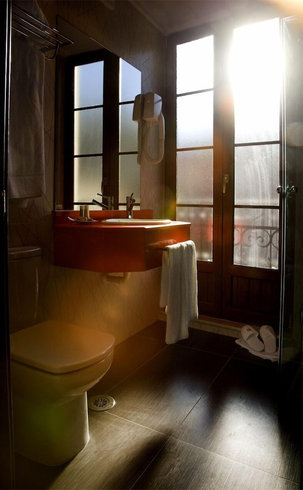 hotel spa qh centro leon