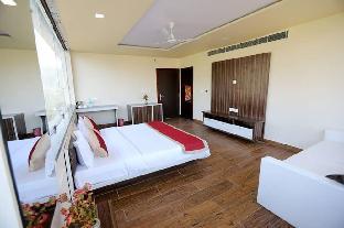rock star hotel