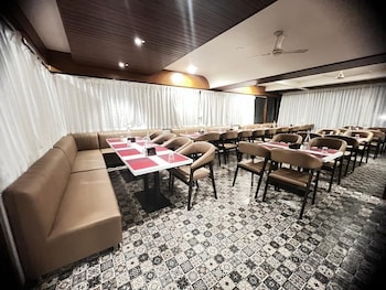 hotel sapphire