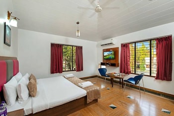 hotel sapphire