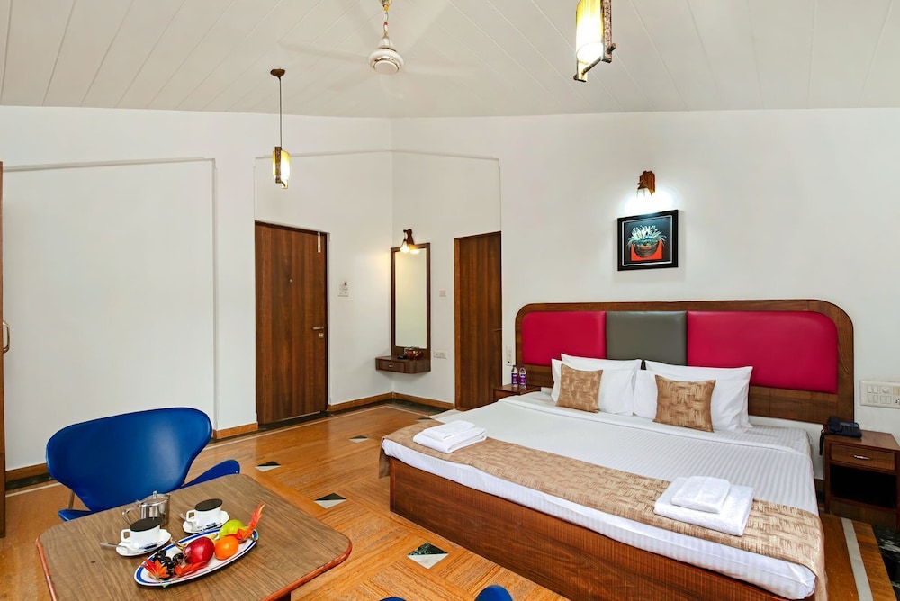 hotel sapphire