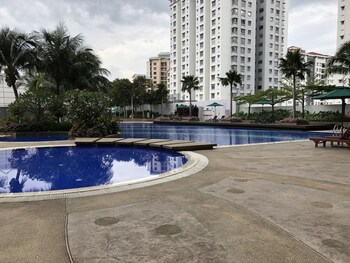 tropics tropicana city mall