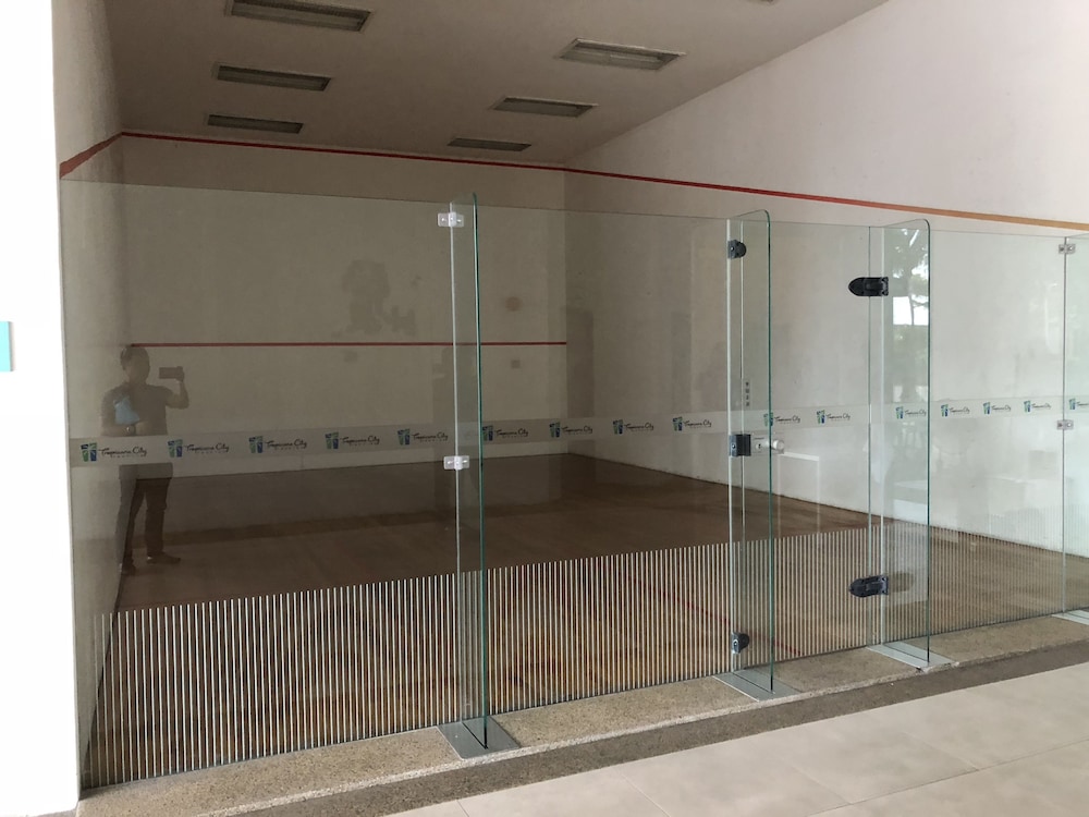 tropics tropicana city mall