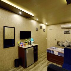 Stay At Kumbh,Karchana>>Allahabad,3 star
