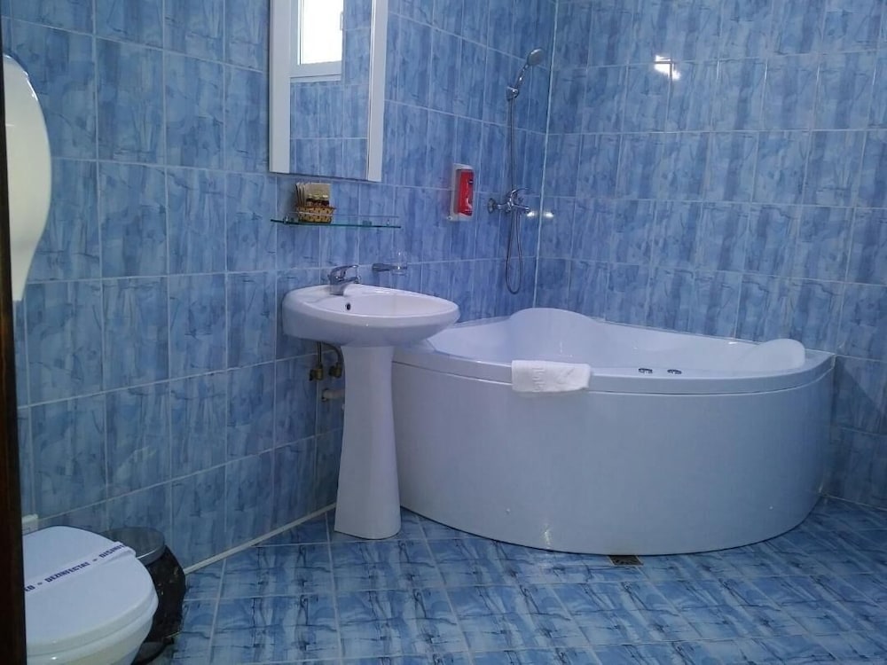 marea neagra hotel