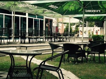 marea neagra hotel