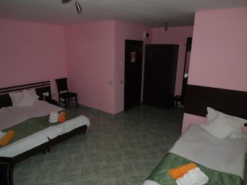 marea neagra hotel