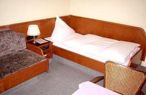 Hotel Goldinger,Landstuhl>>Kaiserslautern,3 star