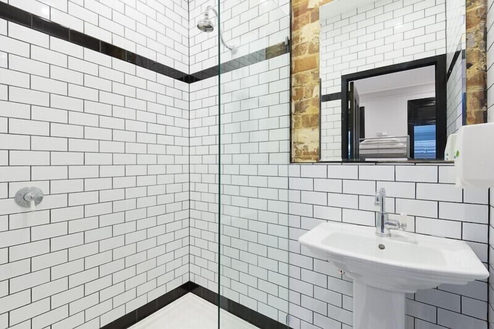 the village glebe hostel