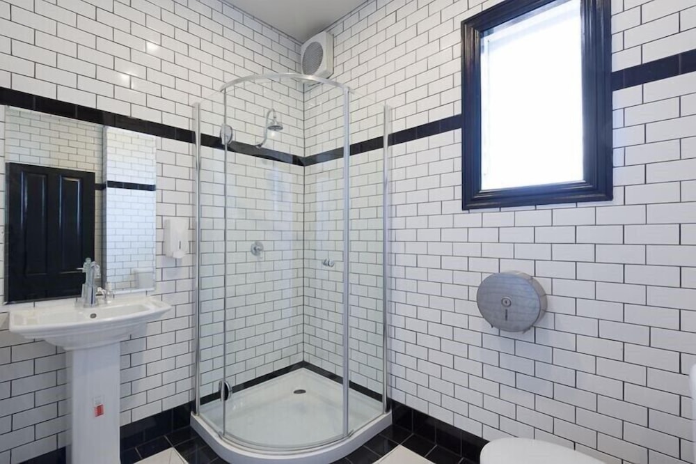 the village glebe hostel