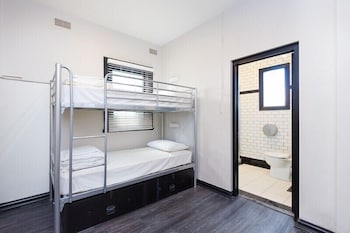 the village glebe hostel