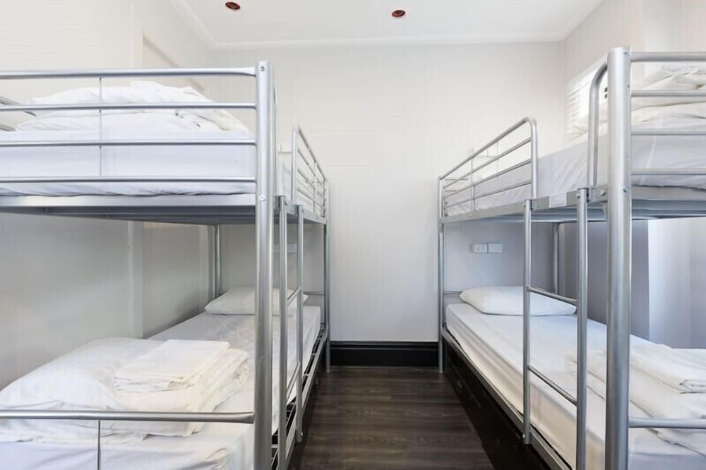 the village glebe hostel