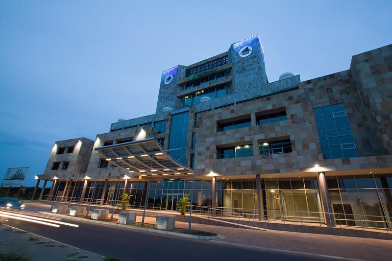 Protea Hotel By Marriott Gaborone Masa Square,Three Dikgosi Monument>>Gaborone,4 star