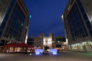 Protea Hotel By Marriott Gaborone Masa Square,Three Dikgosi Monument>>Gaborone,4 star