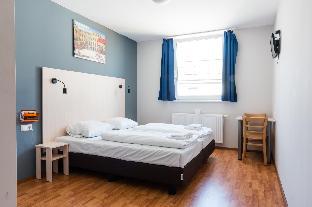 A&O Wien Hauptbahnhof,Favoriten>>Brunn Am Gebirge,2 star