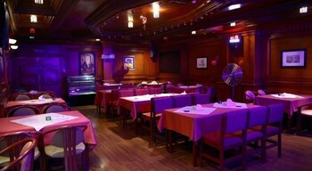 bahrain carlton hotel