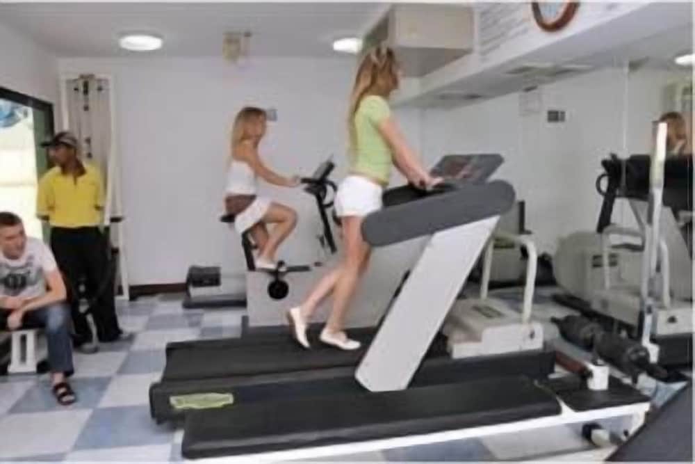 bahrain carlton hotel