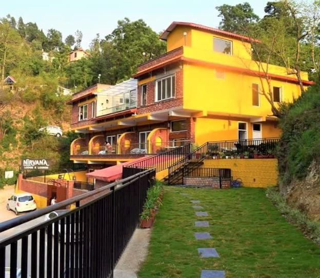 nirvana lodge and lounge