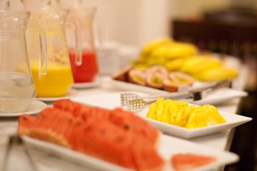 rising dragon estate hotel