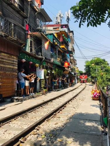 rising dragon estate hotel