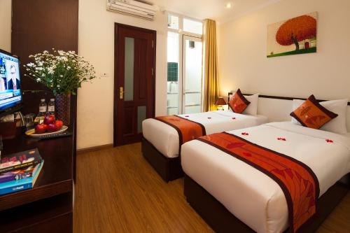 rising dragon estate hotel