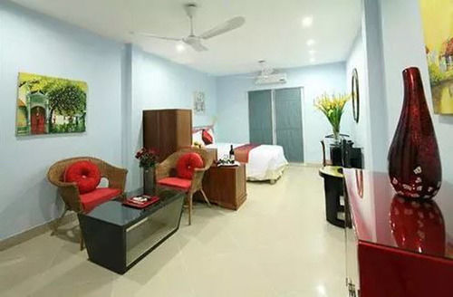 rising dragon estate hotel