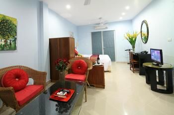 rising dragon estate hotel