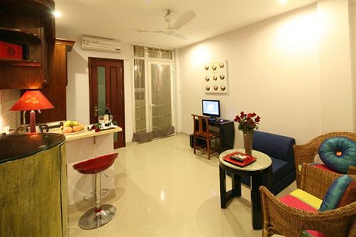 rising dragon estate hotel