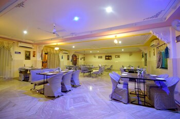 Menal Jungle Safari Resort,Chittorgarh>>Begun,3 star