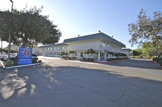 motel 6 tracy ca