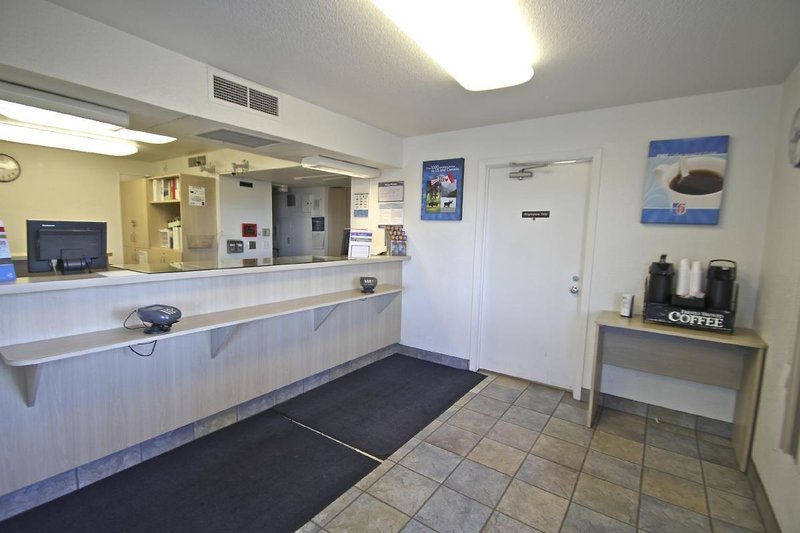 motel 6 tracy ca