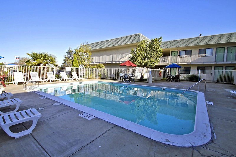 motel 6 tracy ca