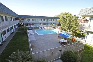 motel 6 tracy ca
