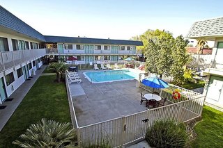 motel 6 tracy ca
