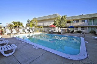 motel 6 tracy ca