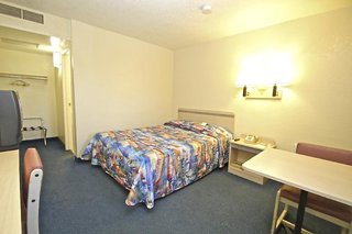 motel 6 tracy ca