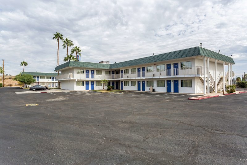 motel 6 blythe ca